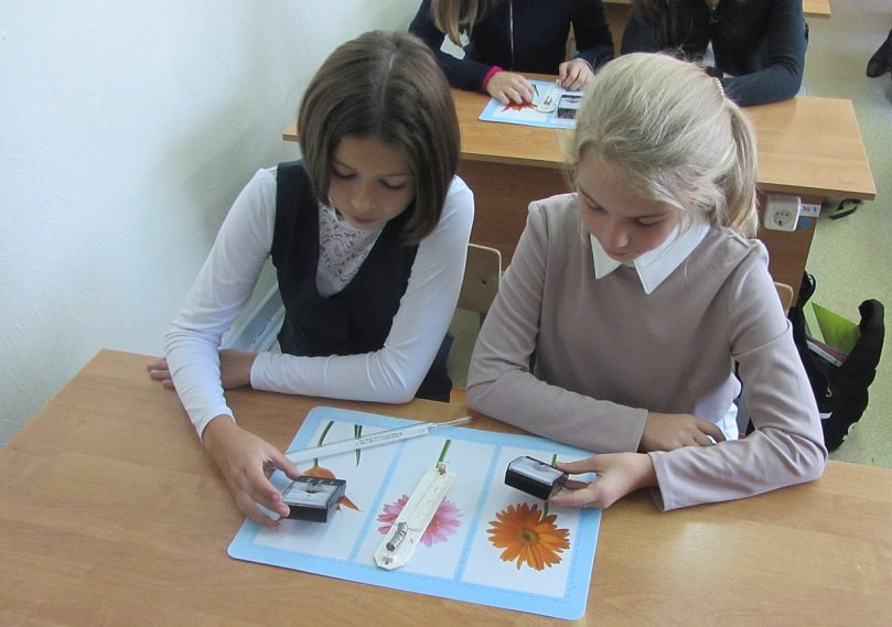 В Губкине заработал STEM-центр по обучению девочек точным наукам 