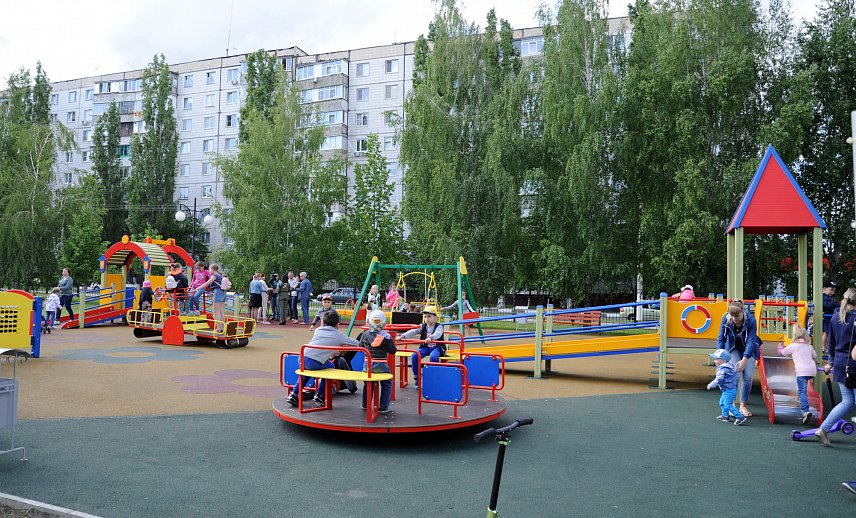 В Губкине открыли игровой комплекс для детей с ограниченными возможностями 