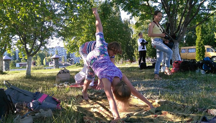 Проверено на себе: фестиваль йоги в Губкине