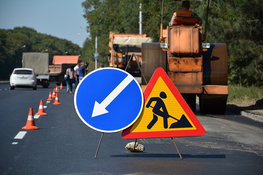 Начался ремонт дороги, соединяющей Губкинский округ с Чернянским районом