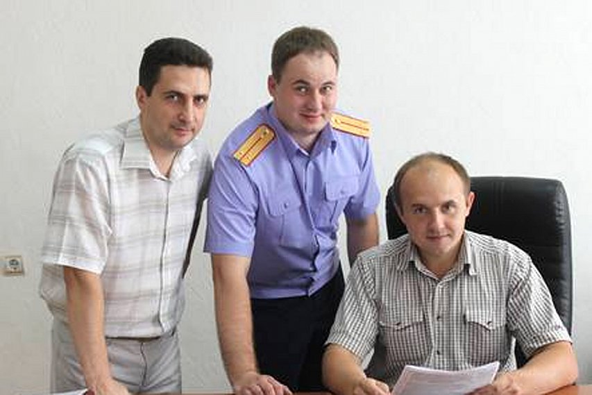 Губкинского следователя Александра Машкина занесли на областную Доску почёта