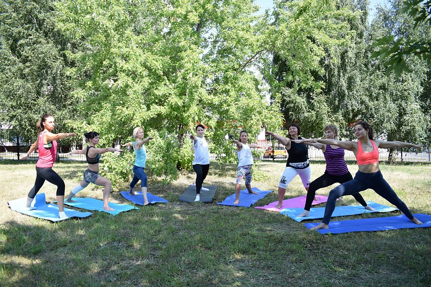 Губкинцев приглашают на бесплатный тренинг «Станиславский и йога»