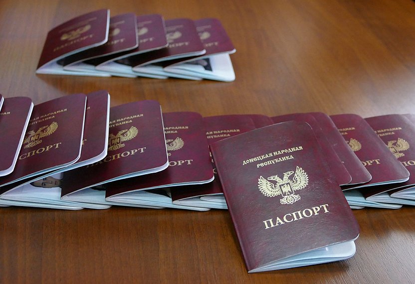 Россия признала паспорта, выданные в ДНР и ЛНР