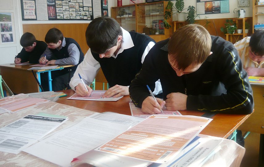 Выпускники Белгородчины с ЕГЭ по русскому справились лучше, чем с математикой