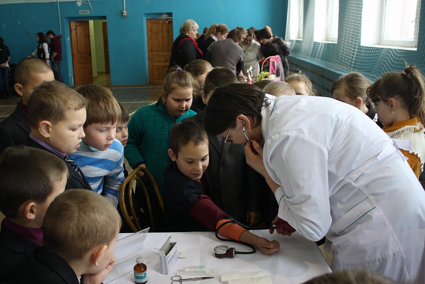 В школах и детсадах Белгородской области не хватает медиков