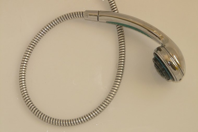 Авария на водозаборе в губкинском Скородном оставила без воды больше тысячи домов и соцобъекты 