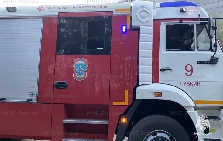 В губкинском селе из горящего дома спасли двух пенсионерок