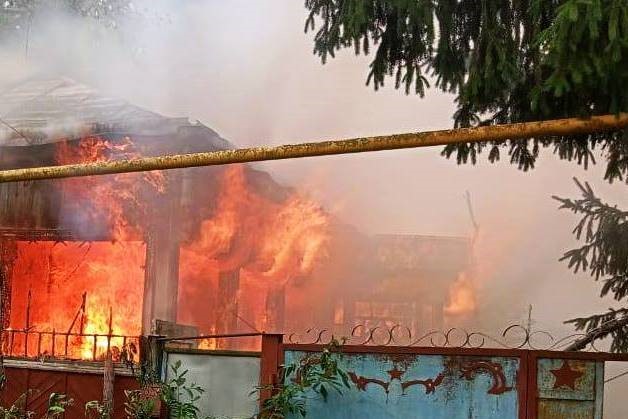 В Губкинском округе из-за неосторожного курения сгорел дом