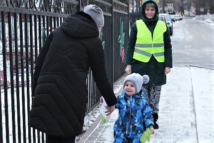 В Губкине «родительский патруль» проверил безопасность зимних прогулок детей