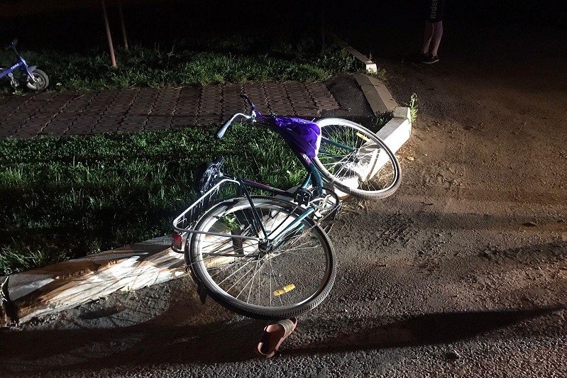 Иномарка сбила девочку на велосипеде в Губкинском округе