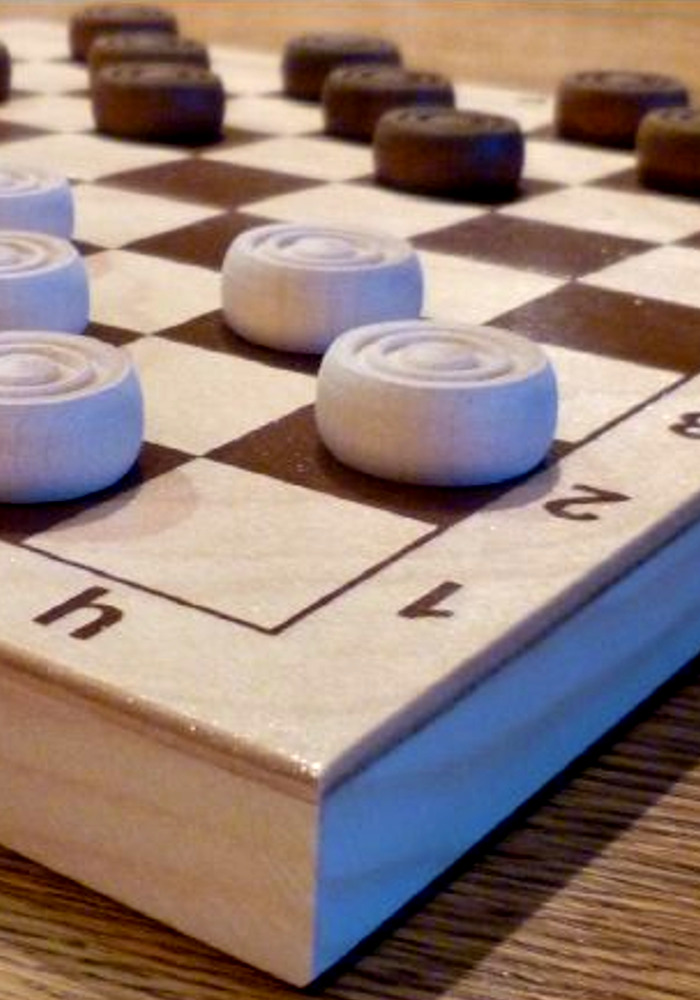 Сеанс одновременной игры по русским шашкам