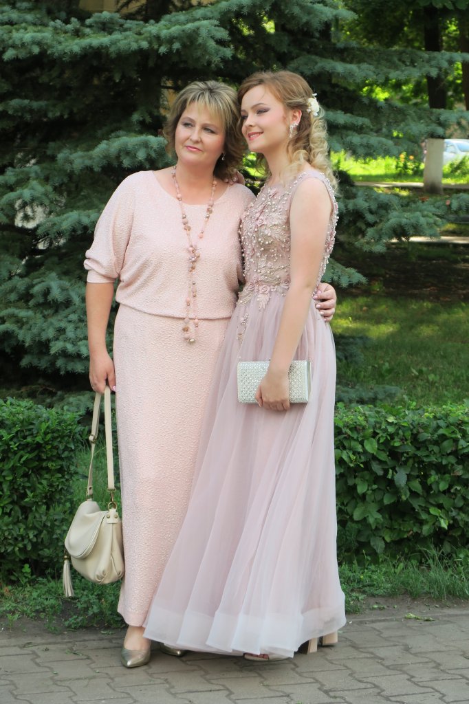 Мамы выпускников платья