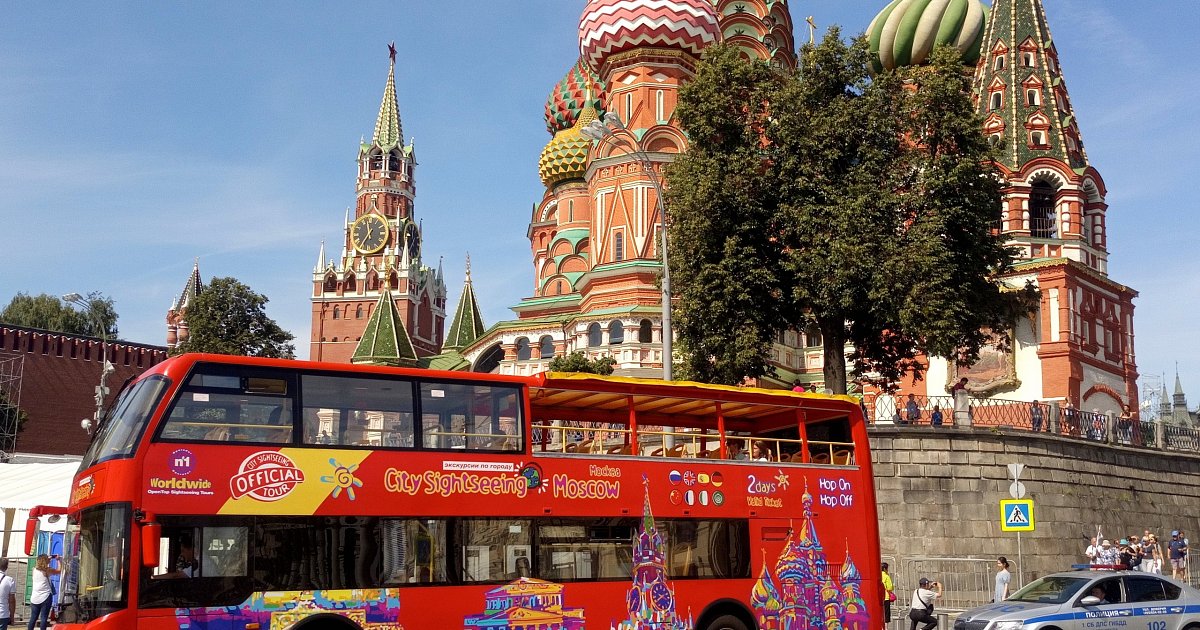 Бесплатная неделя музеев в москве. Московская музейная неделя. Что можно посетить за один день. Дворец земледельцев казань. Ярославль достромичательности.