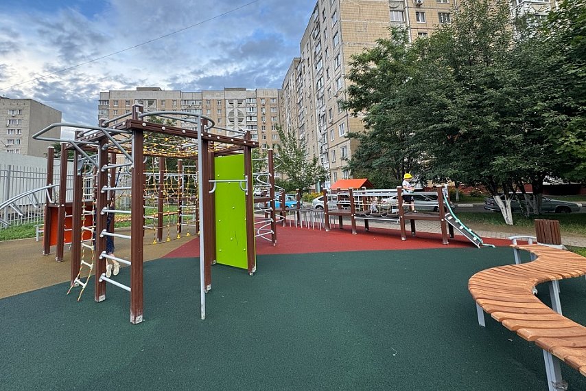 Ещё два двора в Губкине обновили благодаря инициативе их жителей