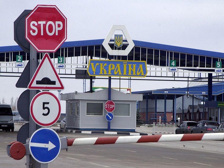 Граница на замке: Украина в одностороннем порядке приостановила движение транспорта через пропускной пункт «Пески»