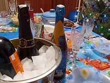 Советы врача: кому лучше не пить в новогоднюю ночь