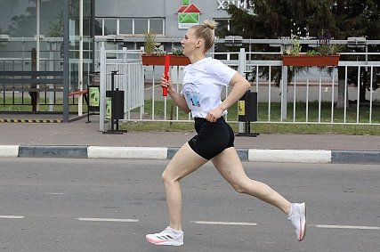 Праздничная эстафета собрала 170 спортсменов из Губкина на территории Лебединского ГОКа