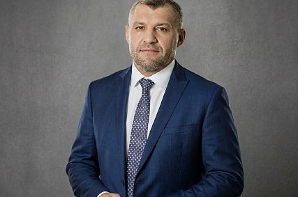 Поздравление с Международным женским днём от генерального директора Металлоинвеста Александра Попова