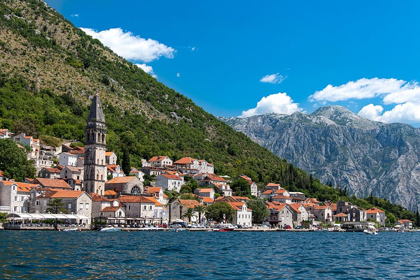 Туристы из Белгородской области теперь могут отдохнуть и в Черногории