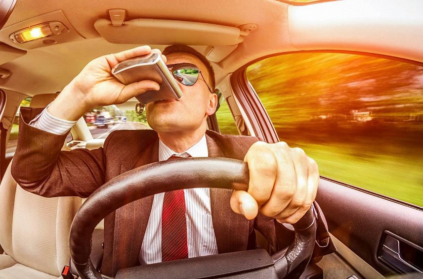 30 губкинцев, страдающих наркотической и алкогольной зависимостью, лишили водительских прав