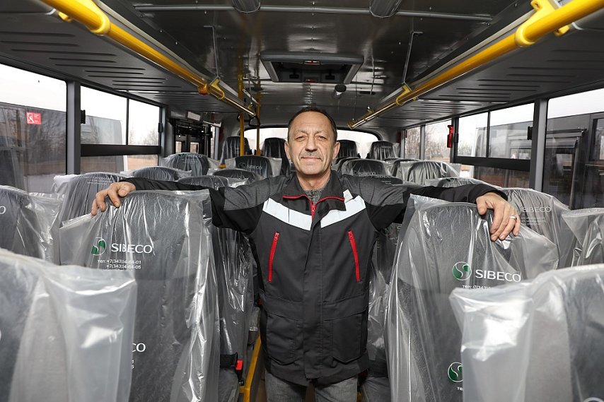 Ещё пять новых автобусов будут возить работников Лебединского ГОКа домой и на работу