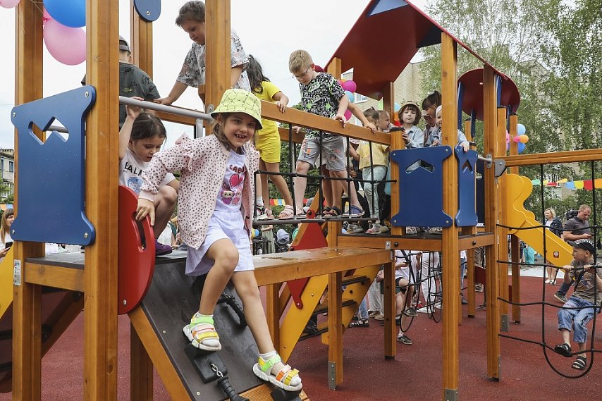 Первая из пяти: в Троицком открыли современный игровой комплекс 