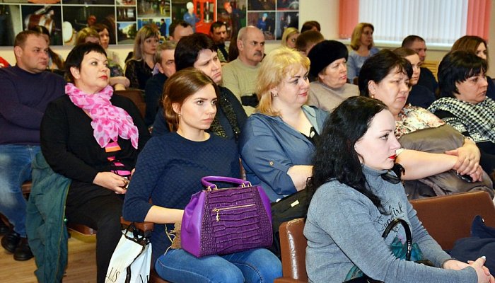 Профком Лебединского ГОКа организовал для работников лекцию по теме «Дети в безопасности»
