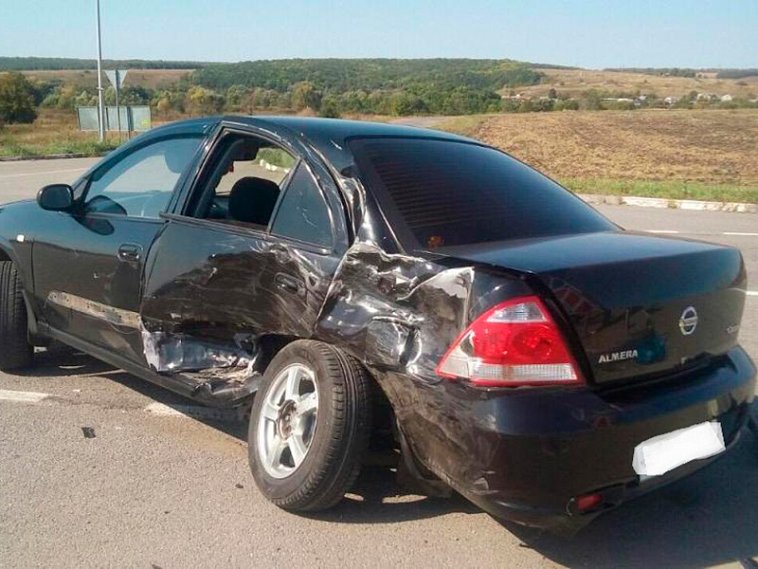 Вылетев на «встречку», водитель Ford Focus насмерть угробил свою пассажирку и девушку в Hyundai Solaris 