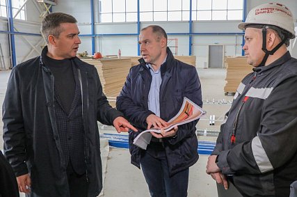 Строительство спорткомплекса в микрорайоне Лебеди Губкина близится к финалу