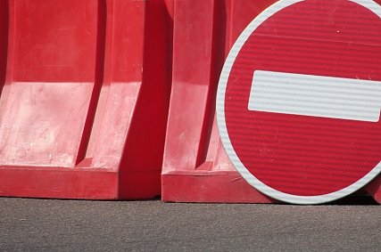 В центре Губкине на три недели перекрыли участок дороги 