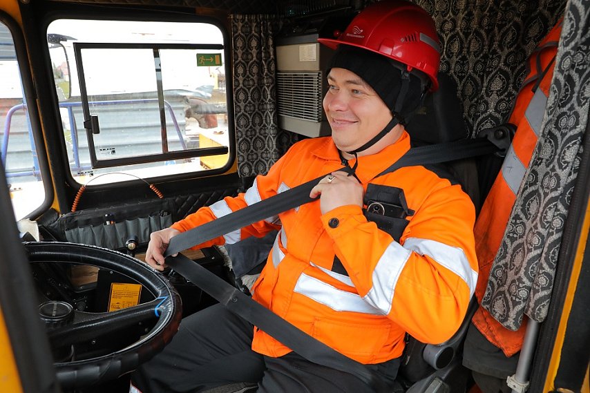 БелАЗ на полосе препятствий. На Лебединском ГОКе определили лучших водителей