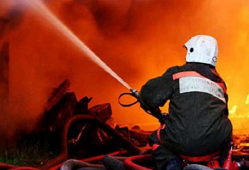 3 декабря при пожаре в Губкинском округе пострадал человек