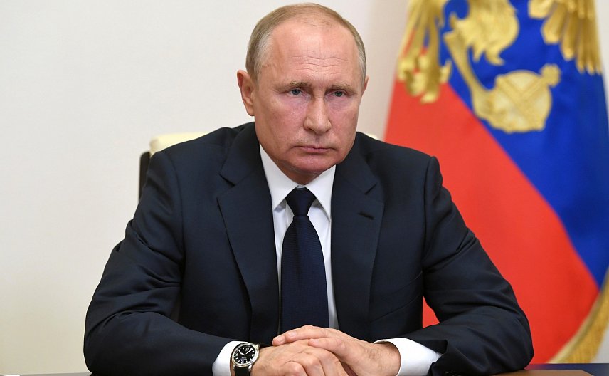 Владимир Путин объявил о завершении периода нерабочих дней и выплатах семьям с детьми