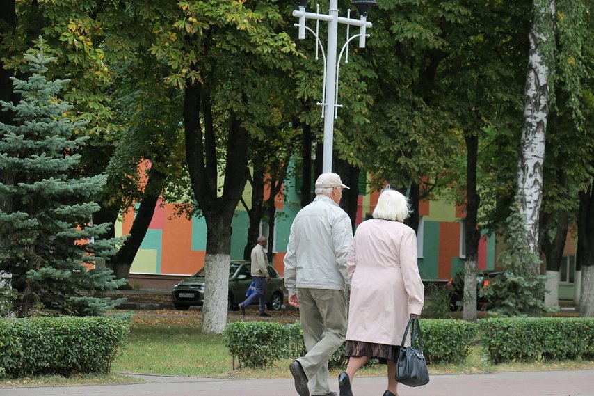 Больше 6 млн рублей перевела мошенникам пожилая пара из Губкина