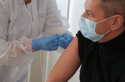 Советы врача: почему взрослым нужны прививки