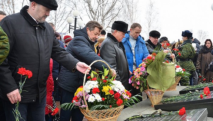В Губкине прошел митинг, посвященный 28-ой годовщине вывода советских войск из Афганистана