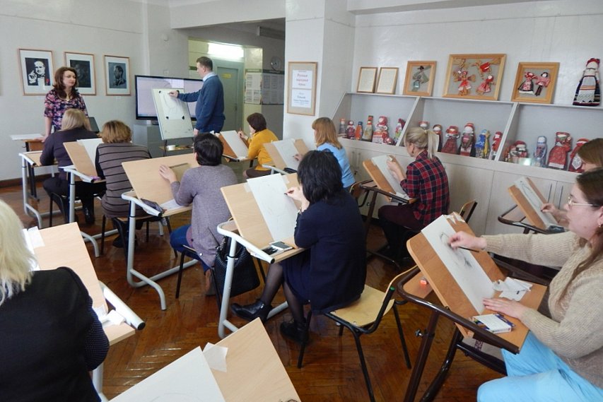 Общественники проверят губкинскую художественную школу
