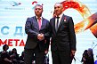 Люди, раздвигающие горы: губкинцев наградили в честь Дня металлурга