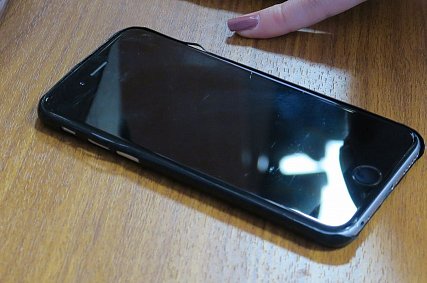 22-летняя губкинка похитила два телефона и оформила на чужое имя кредиты