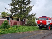 В Губкинском округе сгорел деревянный дом