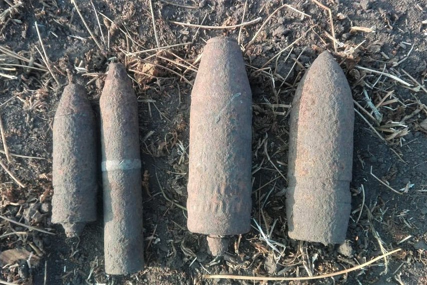 Артиллерийские снаряды нашёл рабочий в поле в Губкинском округе
