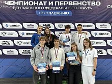 Бронза, золото и личные рекорды: как губкинские пловцы выступили на Чемпионате и Первенстве ЦФО