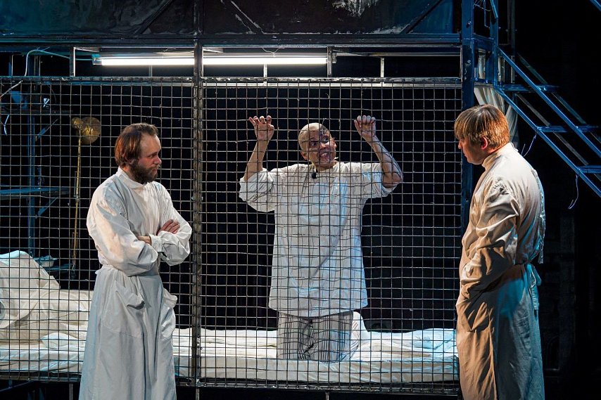 Лифшиц и Гоголь: театр «Ангажемент» привезёт в Губкин два спектакля