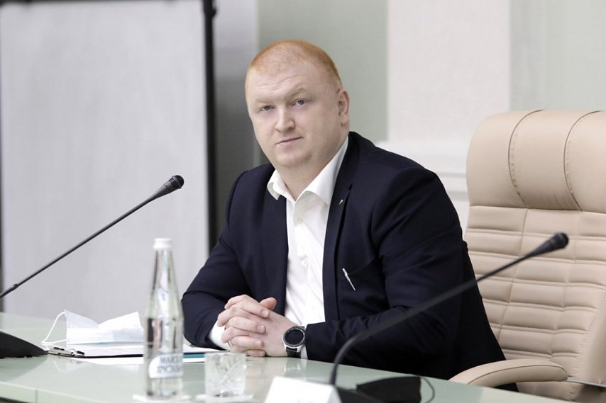 Новый начальник депздрава Белгородской области пообещал держать связь с пациентами через Инстаграм