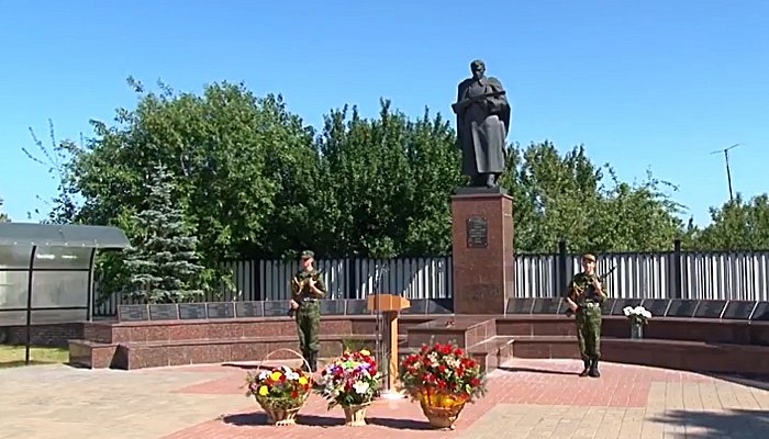 День памяти и скорби. Митинг в переулке Героев