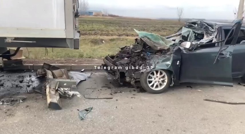 Велосипедист и водитель автомобиля погибли в двух авариях в Губкинском округе