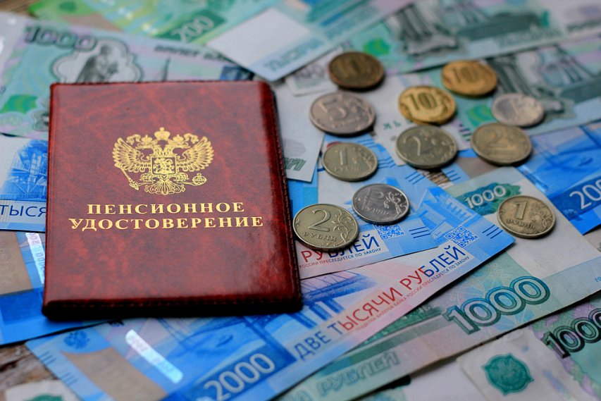 Владимир Путин сообщил об индексации пенсий на 6,3% в 2021 году