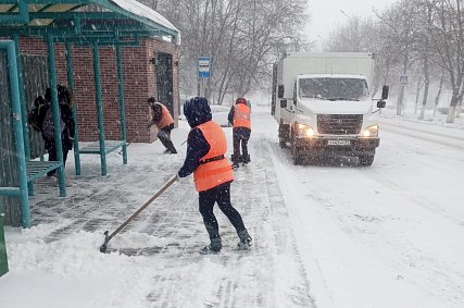 Губернатор поручил на 10% увеличить количество снегоуборочной техники в Губкине