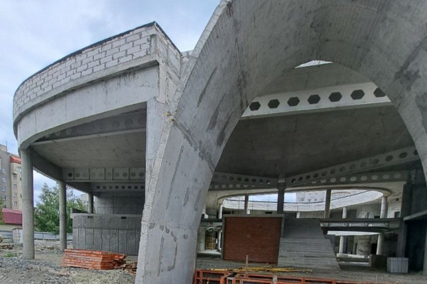 Минстрой рассказал, как продвигается строительство художественной школы в Губкине 