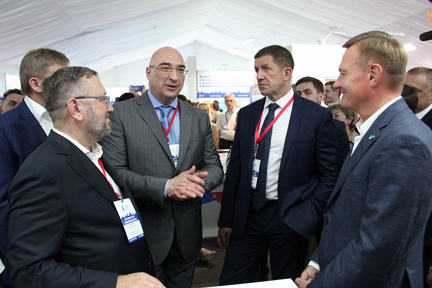 Андрей Варичев выступил на Среднерусском экономическом форуме